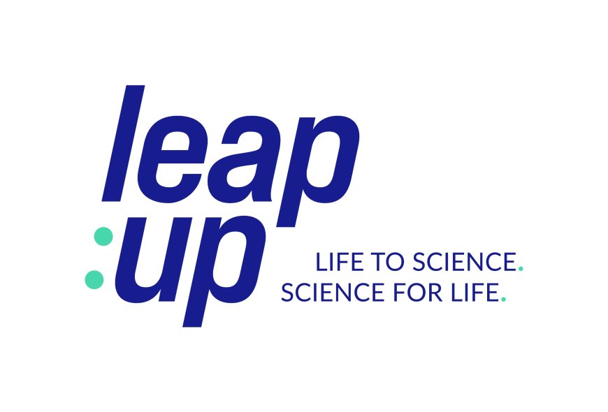 leapup_vertical_logo_claim_color.jpg